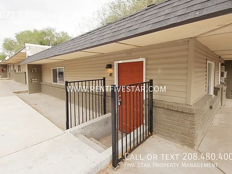 Dorchester Properties LP - 1022 E Poplar St #1-51 — Photo 1