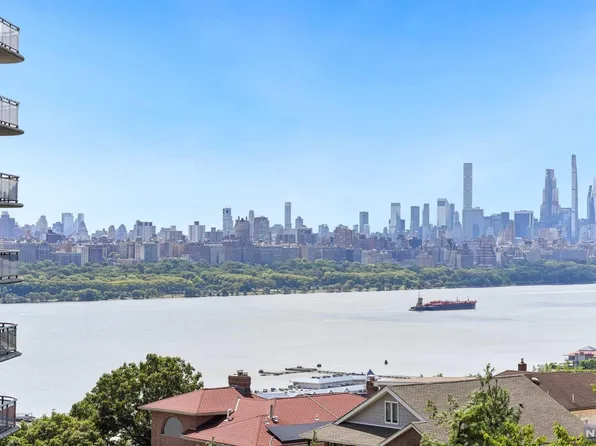 100 Carlyle Dr #7DS, Cliffside Park, NJ 07010