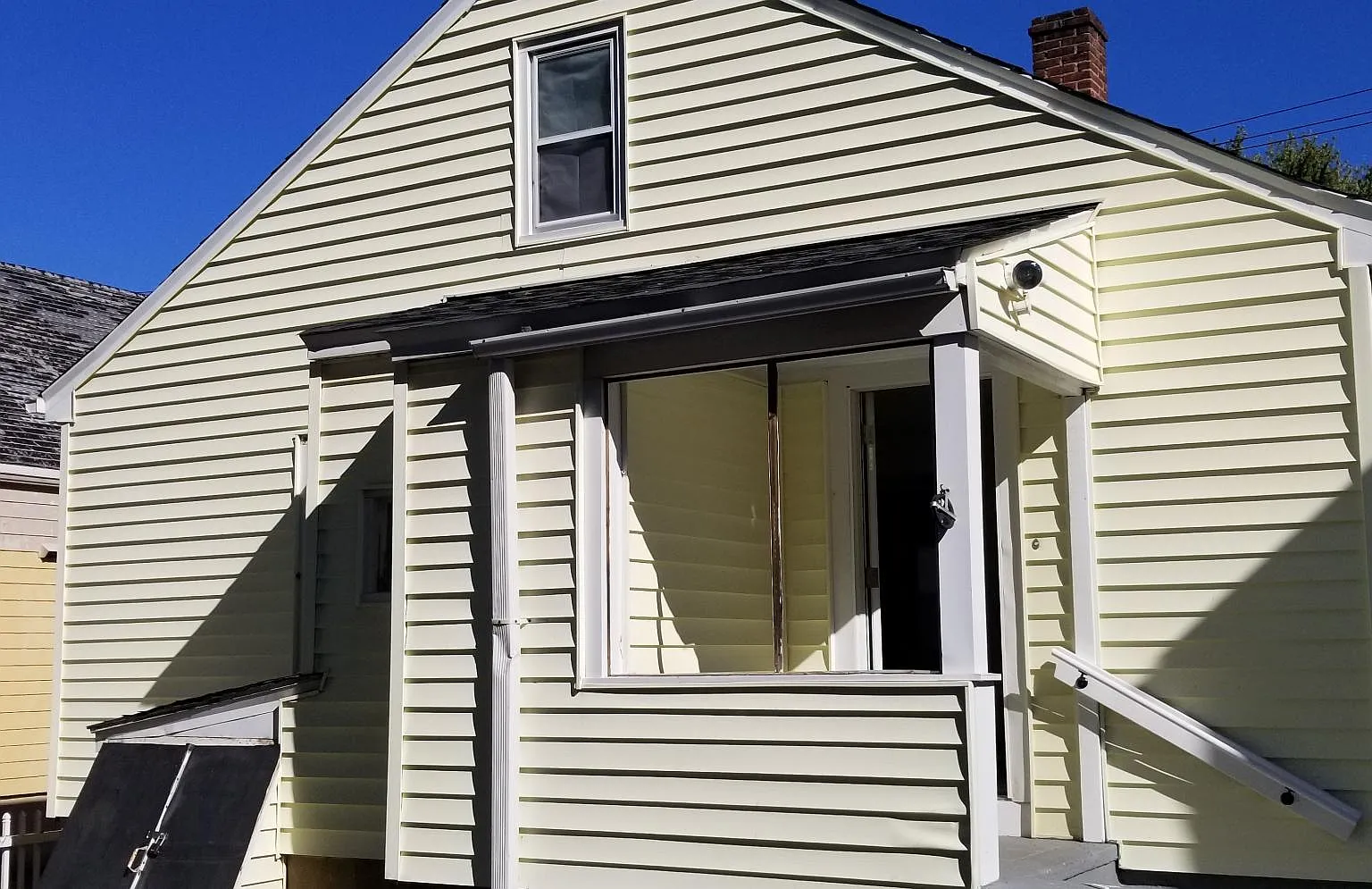 5 bed, 1860 sqft, $3,300 — Photo 3
