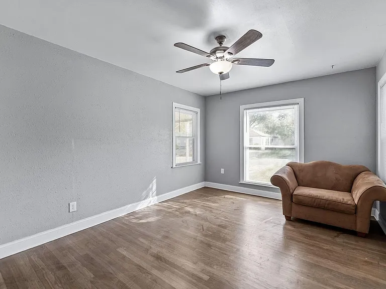 3624 Winston Rd — Photo 13