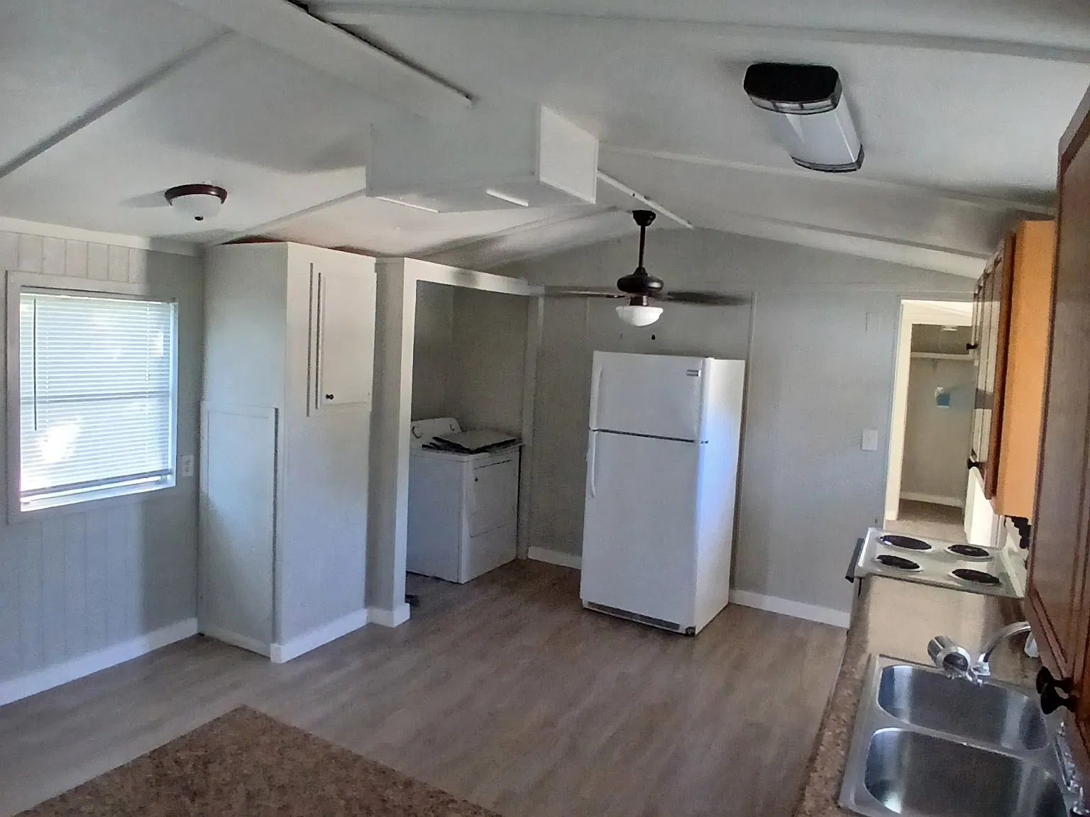406 A Senate Street - 1 — Photo 2