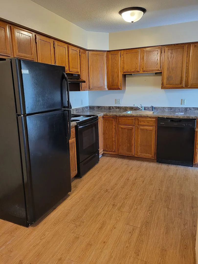1607 Aspen Drive — Photo 4