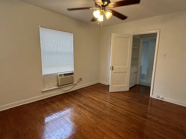 1842 W Main St #3 — Photo 10