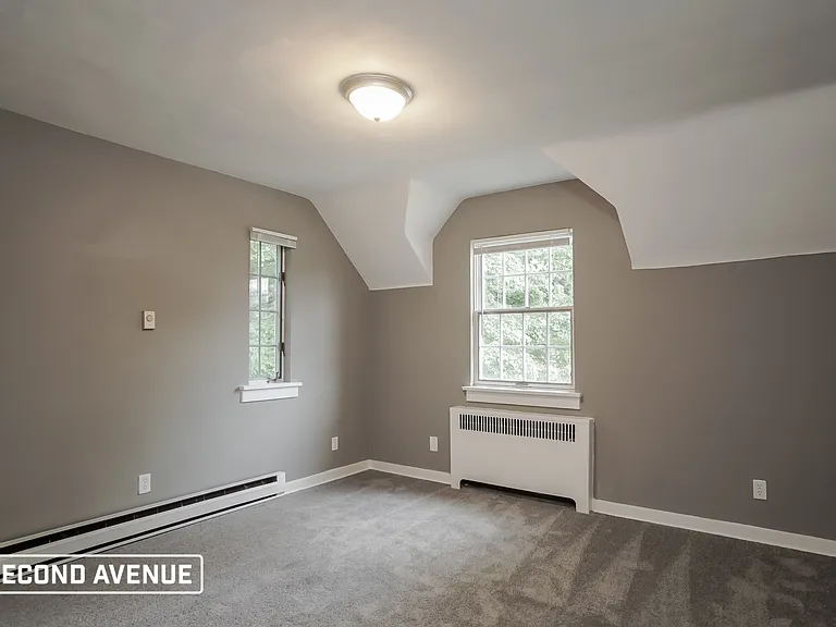 126 Milliken Ave — Photo 8