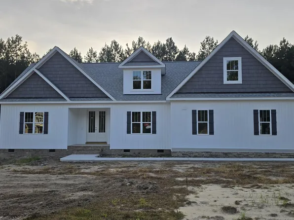 98 Freedom Ridge Dr, Smithfield, NC 27577