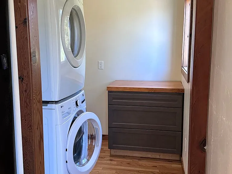 1776 Lime Ave — Photo 11