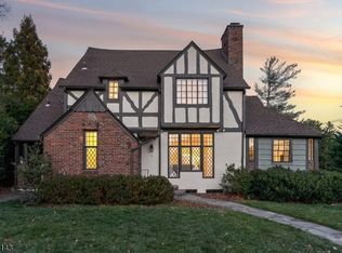 11 Wyndham Rd, Short Hills, NJ 07078