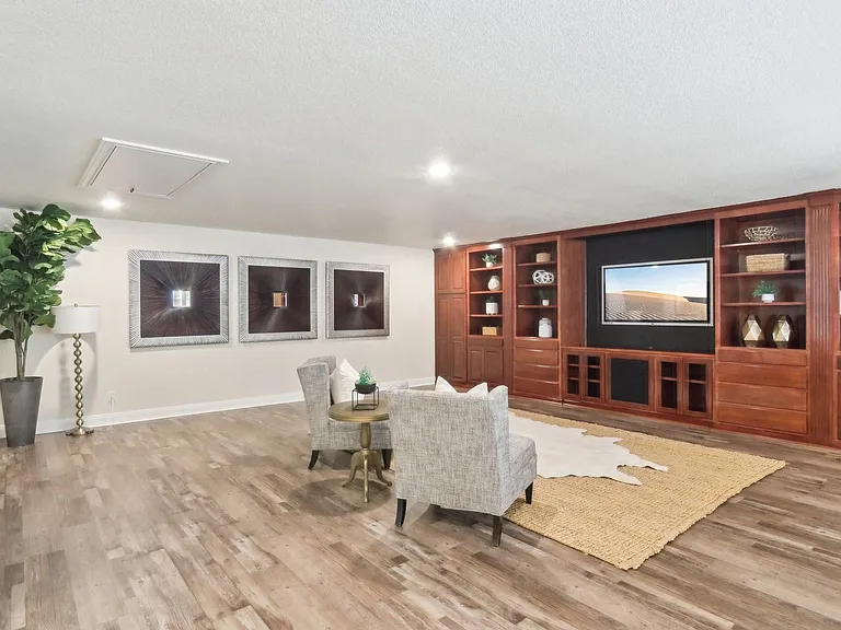 294 Logan Ranch Rd — Photo 17
