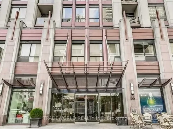 85 Bloor St E, Toronto, ON