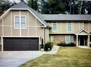 907 Avon Pl, Chattanooga, TN 37405