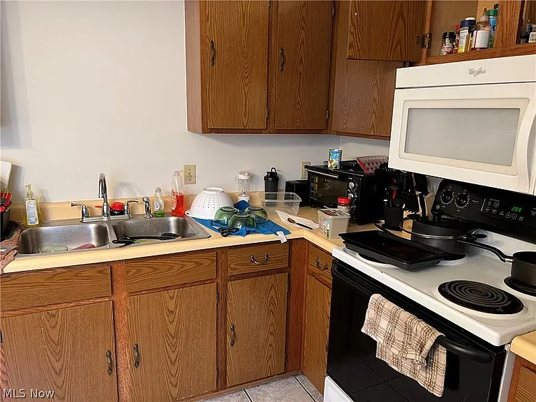 72 Woodglen Ave #2 — Photo 3