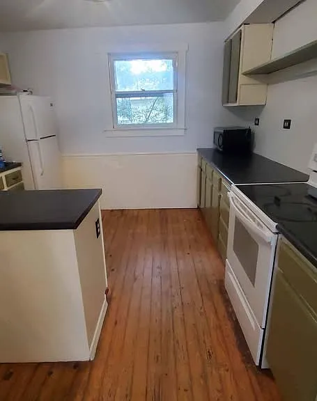 1608 Lawson Ave — Photo 11