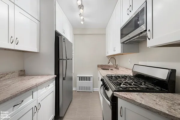 Rented by Brown Harris Stevens | media 15