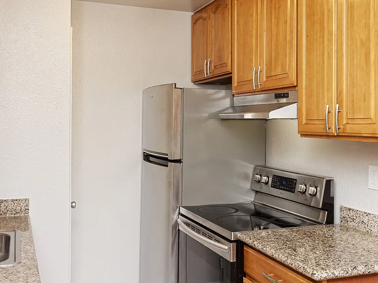 3024 Fruitvale Ave — Photo 11