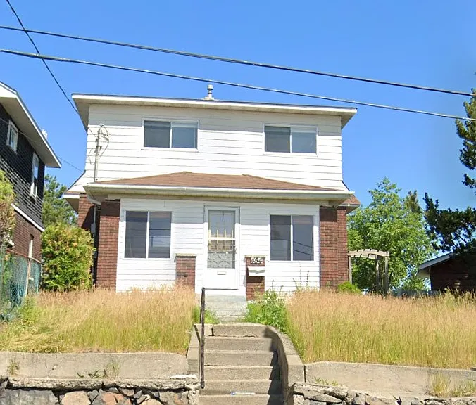 454 Burton Ave #1 — Photo 1