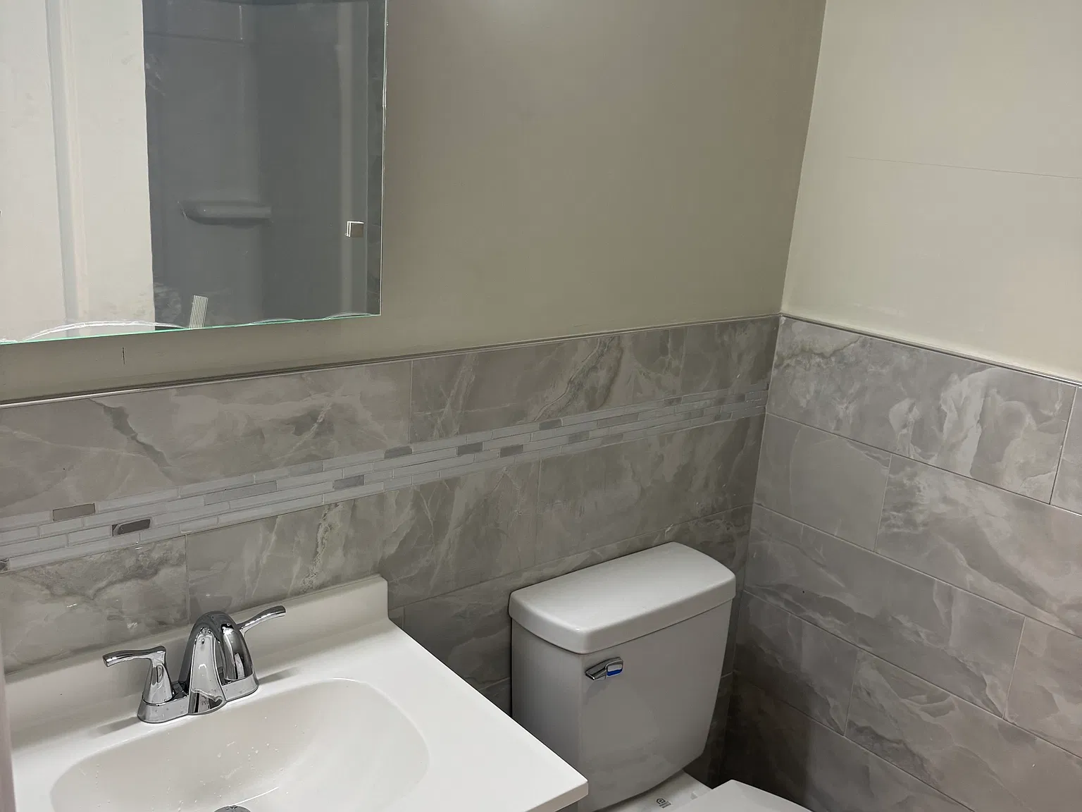 3 bed, 1000 sqft, $2,850 — Photo 3