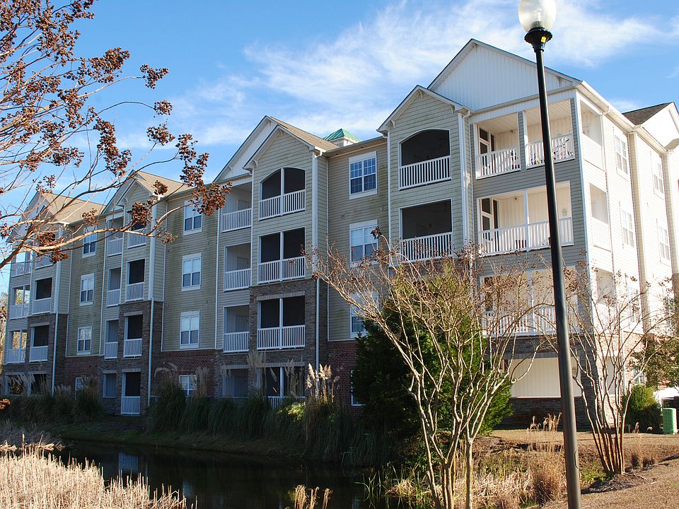 Building 200 features an elevator