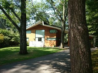 33 Rangeley Rd, Brookline, MA 02467