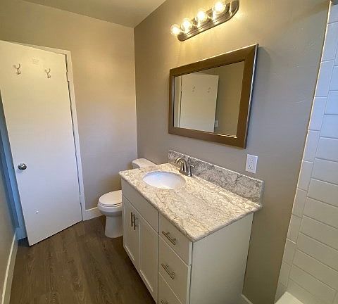 5th image of 4504-4508 Palm Ave