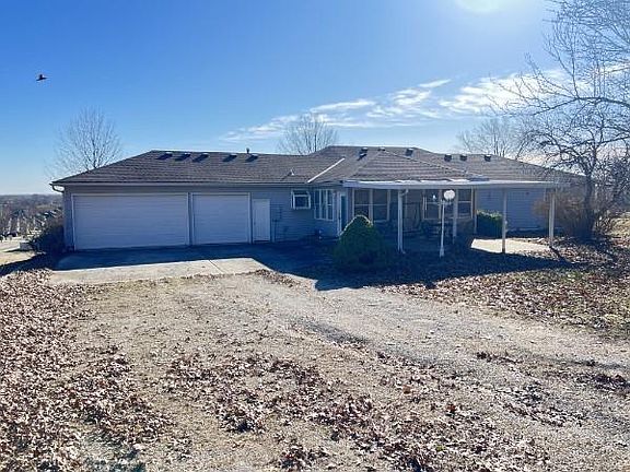 3rd image of 31101 E Tyer Rd