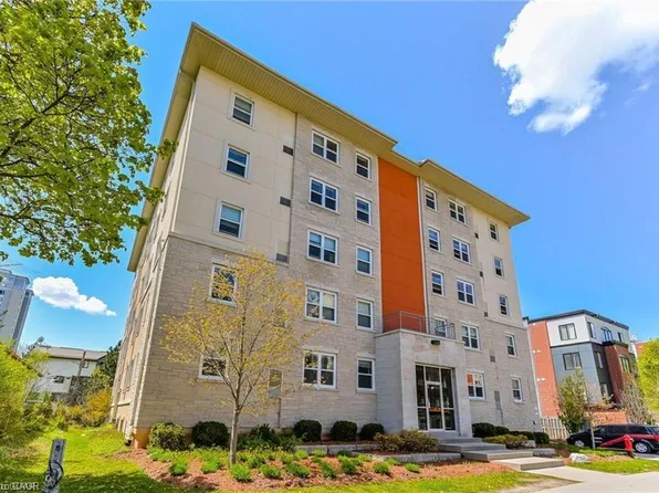 271 Lester St #203, Waterloo, ON N2L 3W6