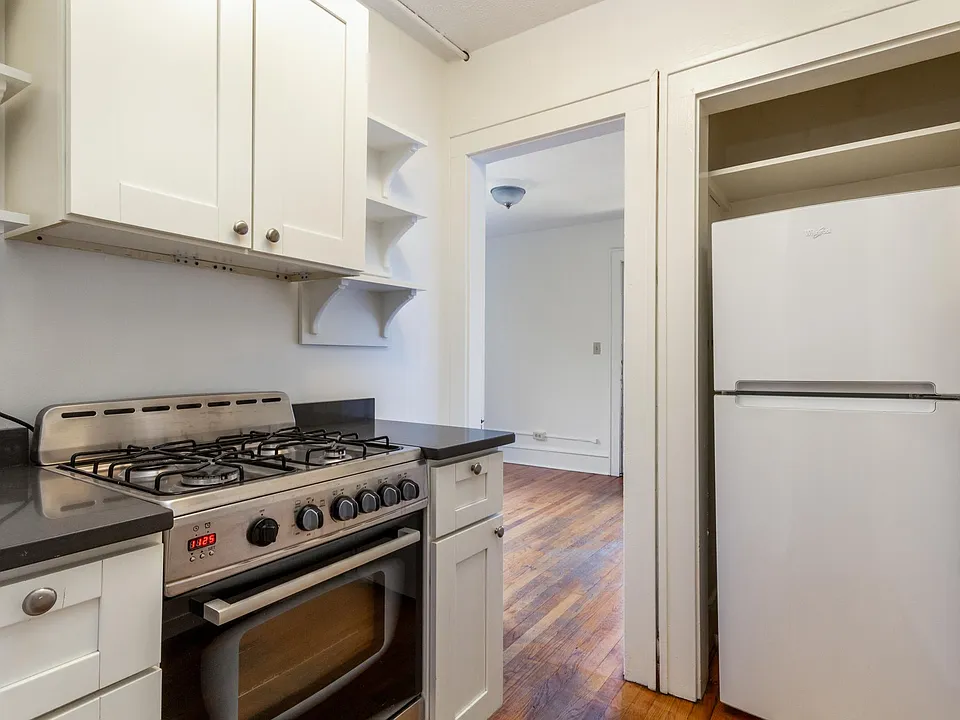 141 Howard St