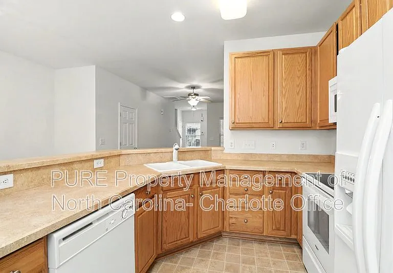 8618 Twined Creek Ln — Photo 7