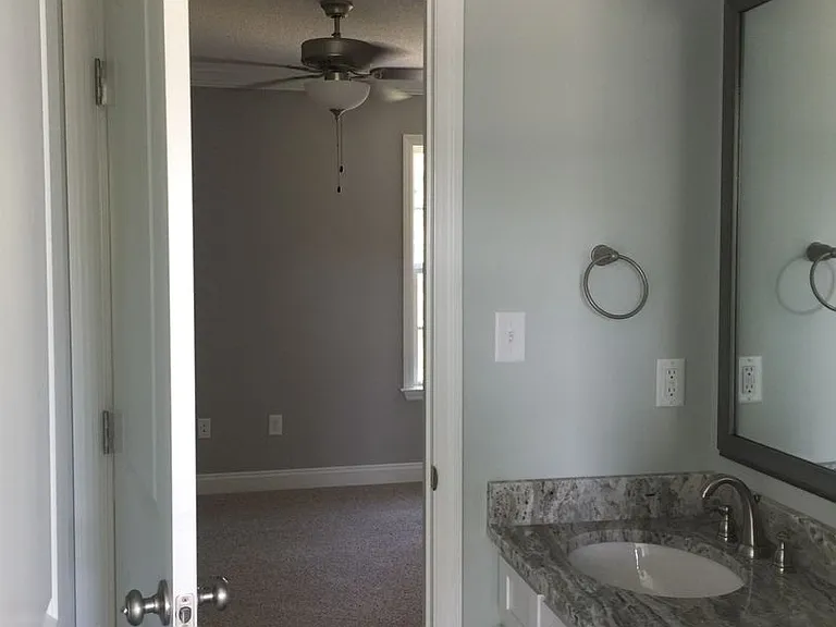 5244 Carlton Ridge Cir — Photo 15