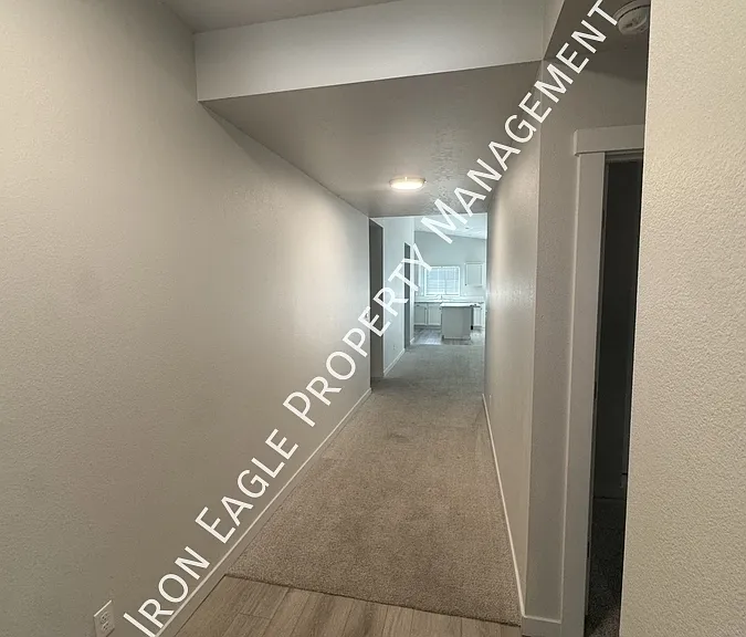 4363 W Sunny Cv — Photo 3