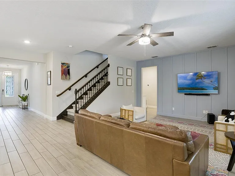8414 Vivaro Isle Way — Photo 14