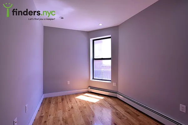 Rented by Clove Realty LLC | media 9