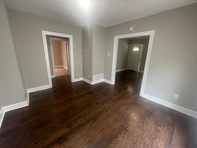 1778 Evelyn Ave — Photo 7