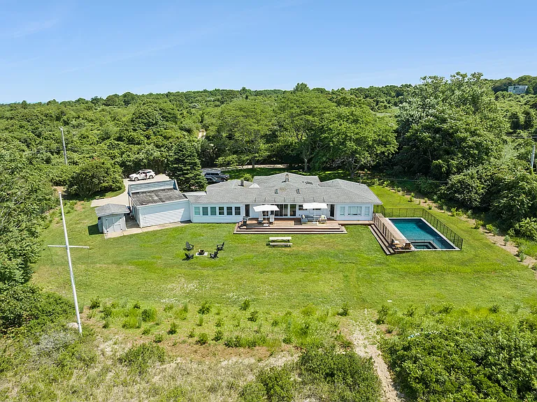 351 E Lake Dr — Photo 28