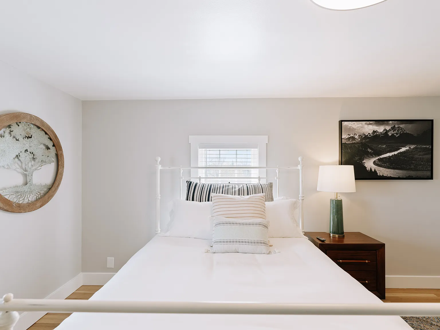 3 bed, 2.5 bath, 3000 sqft, $4,200 — Photo 3