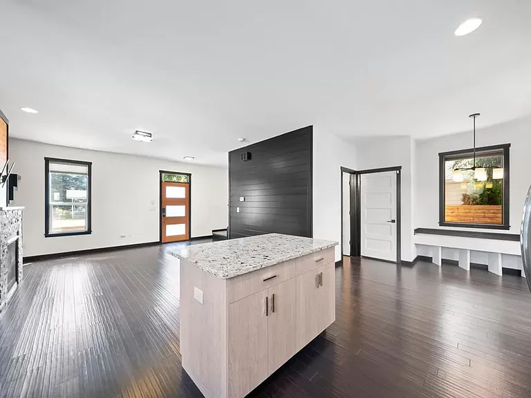 6509 SE 62nd Ave — Photo 7