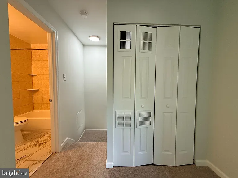 47 King Henry Cir #47 — Photo 11