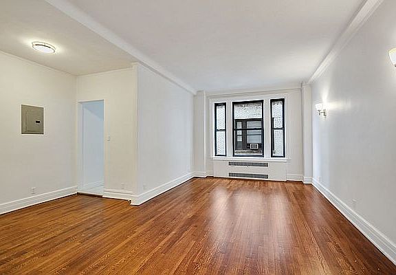 2nd image of 525 W End Ave APT 10A