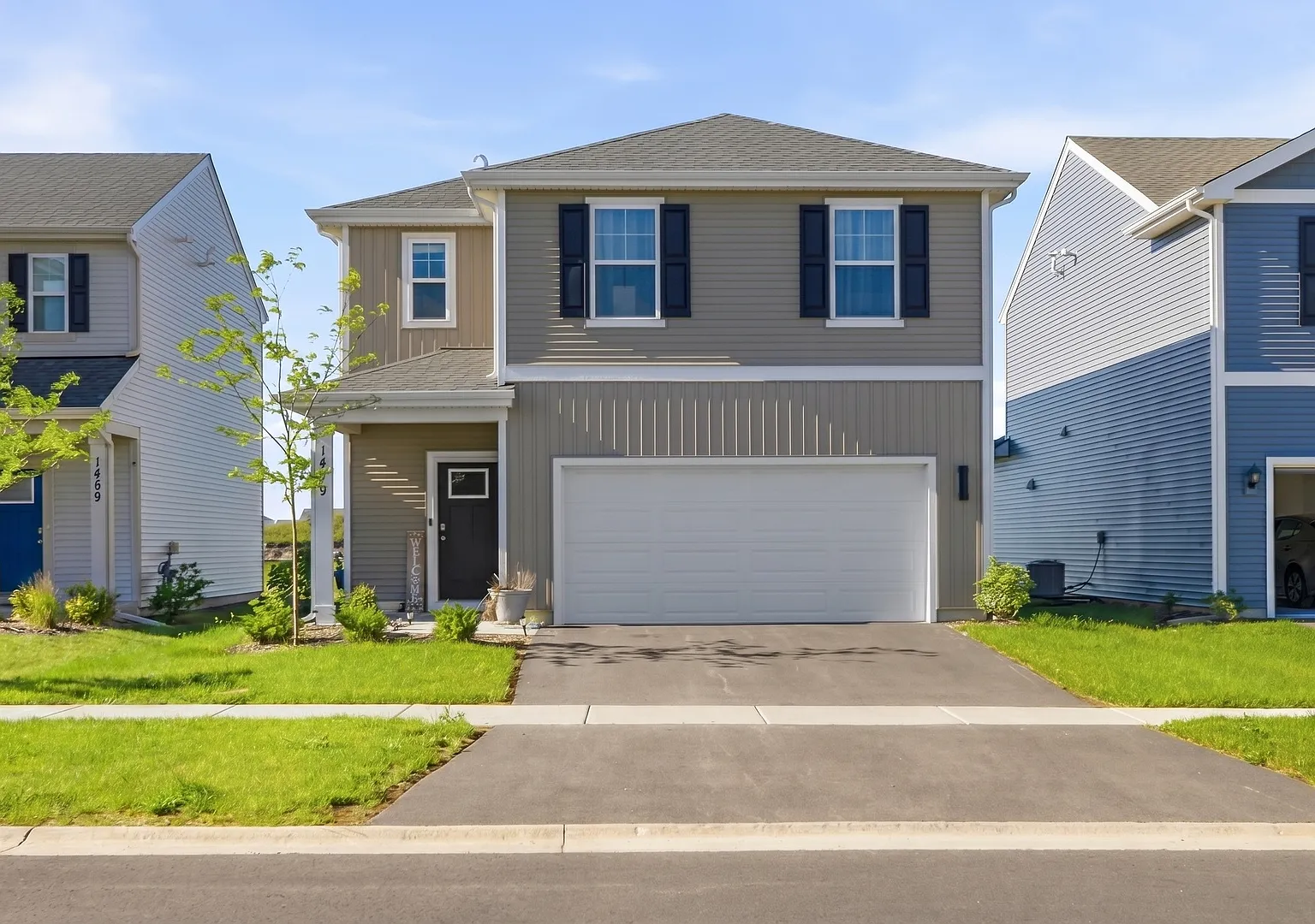 4 bed, 2.5 bath, 1953 sqft, $3,500 — Photo 1