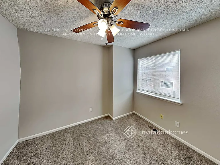 21380 E 40th Ave — Photo 13