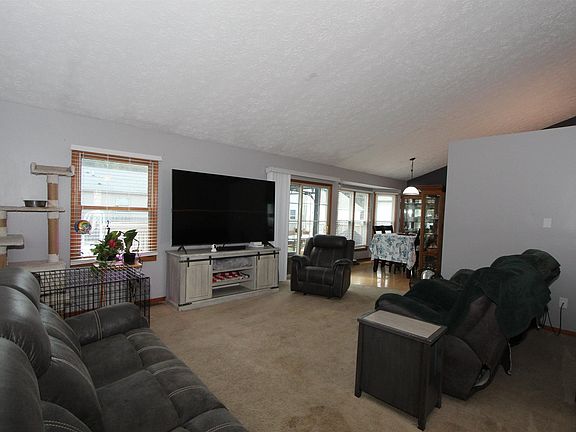 2nd image of 305 N Maude Dr E