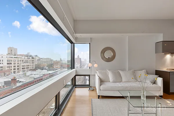 Sold by Elegran | media 18