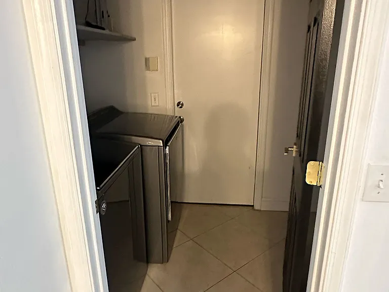 10894 Old Bridgeport Ln — Photo 44