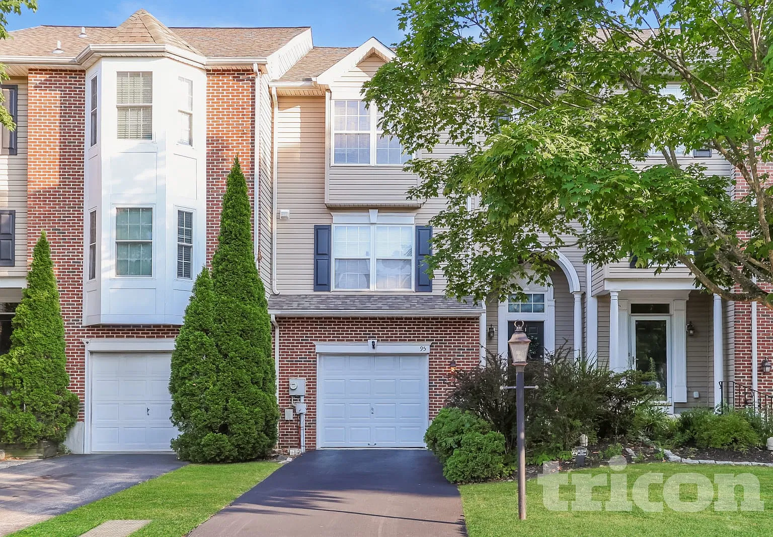95 Hunt Club Dr Collegeville PA — Photo 1