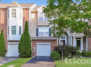 95 Hunt Club Dr, Collegeville, PA 19426