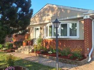 4519 Wesley Ter, Schiller Park, IL