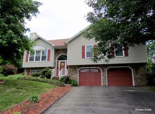 506 N Woods Ct, Salem, VA 24153