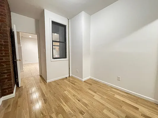 Rented by Best Apartments North Inc | media 27