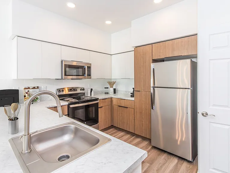 San Junipero Townhomes — Photo 29