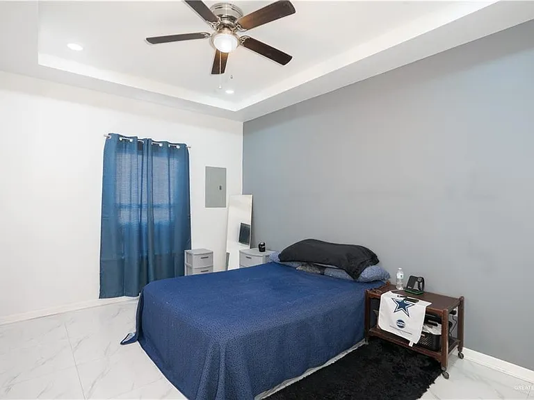 422 W Chavez St #2 — Photo 8