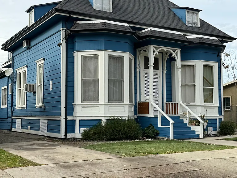 215 Semple St #4 — Photo 25